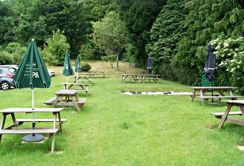 فندق The Kings Arms Inn