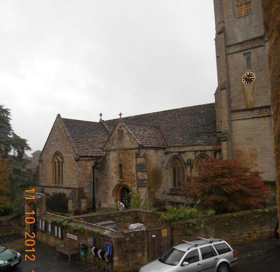 فندق The Kings Arms Inn