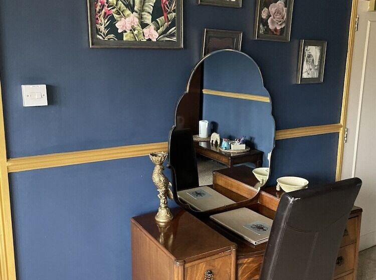 فندق The Kings Arms Inn