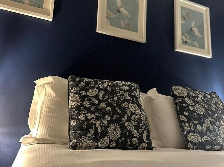 فندق The Kings Arms Inn