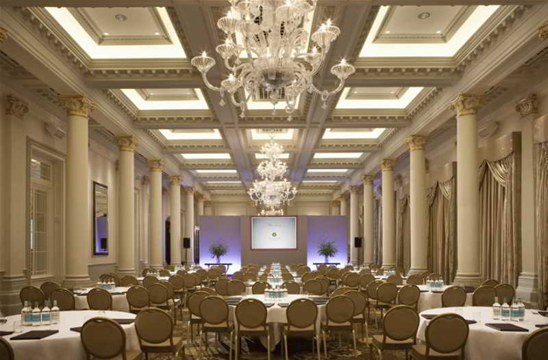 Отель The Langham London