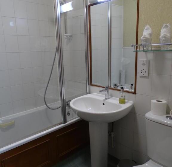 בית מלון כפרי The Lansdowne