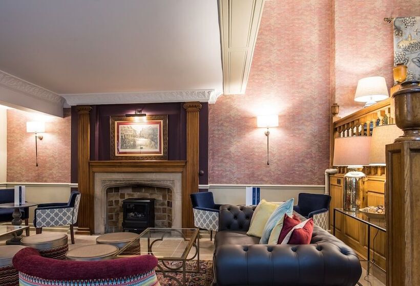 Отель The Maids Head