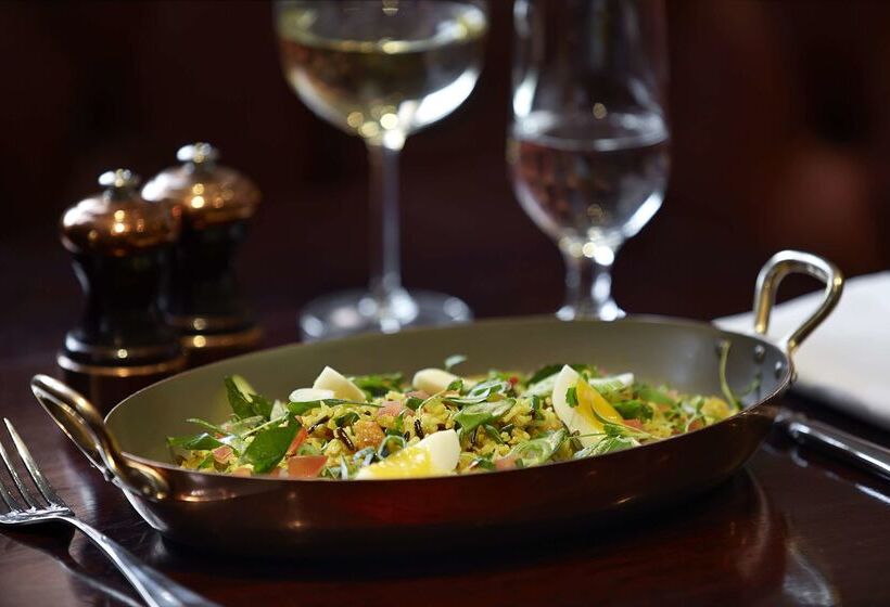 Отель The Mandeville