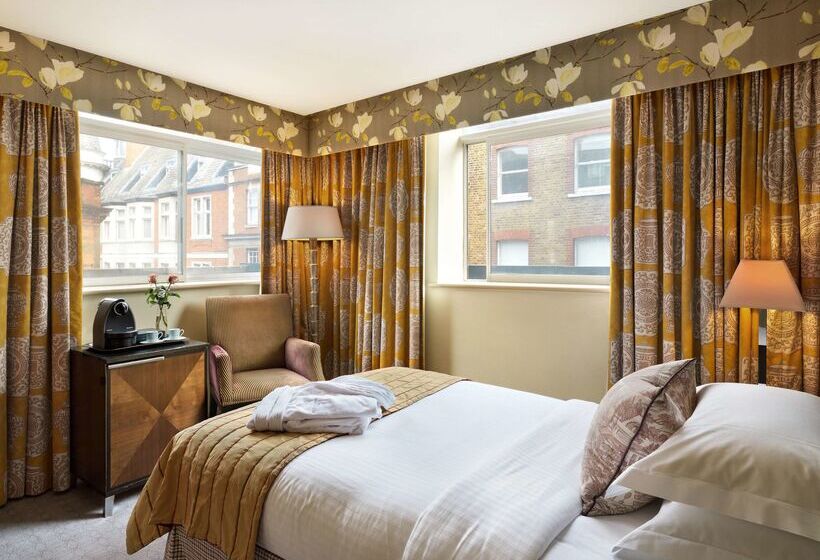 Отель The Mandeville