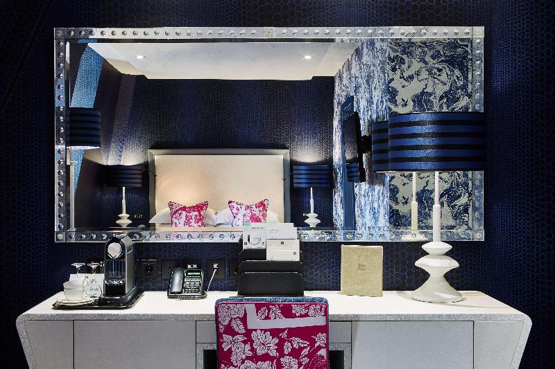 Отель The Mandeville