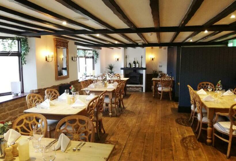 호텔 The Marquess Of Exeter