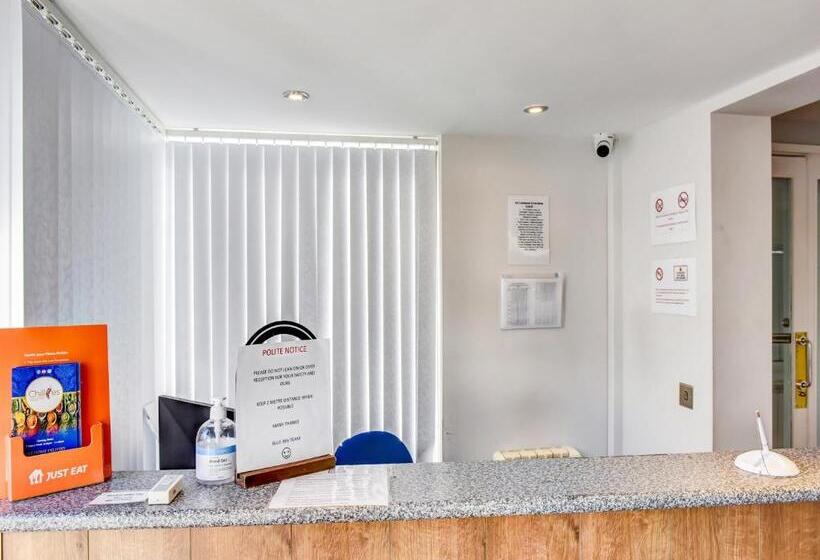 The Hotel Rafiya, Redditch