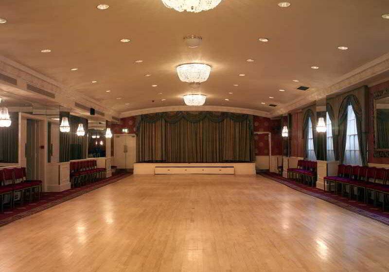 בית מלון כפרי Royal