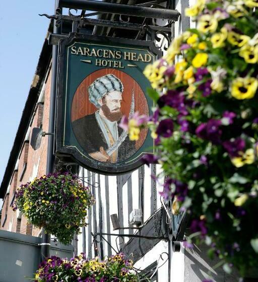 בית מלון כפרי The Saracens Head
