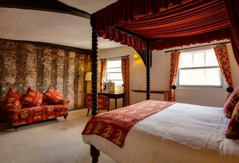 בית מלון כפרי The Saracens Head