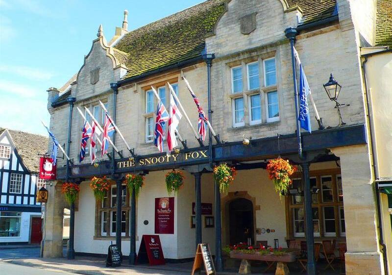 בית מלון כפרי The Snooty Fox