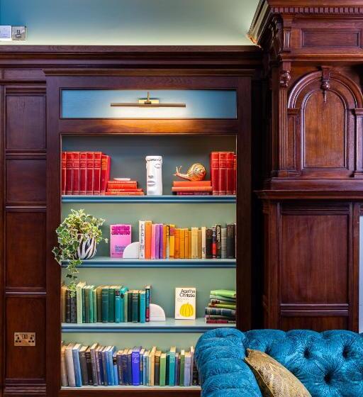 酒店 The Springs Resort & Golf Club