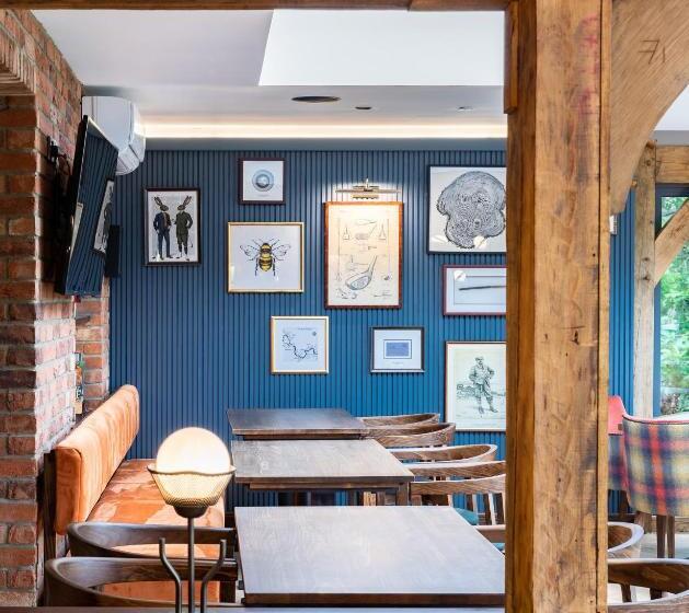 酒店 The Springs Resort & Golf Club