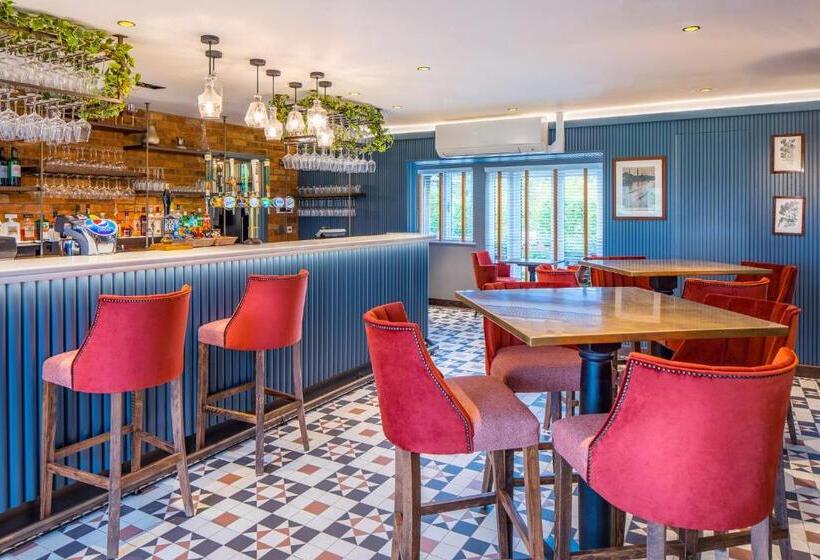 酒店 The Springs Resort & Golf Club