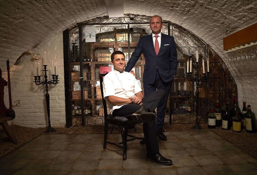 Отель The Stafford  London