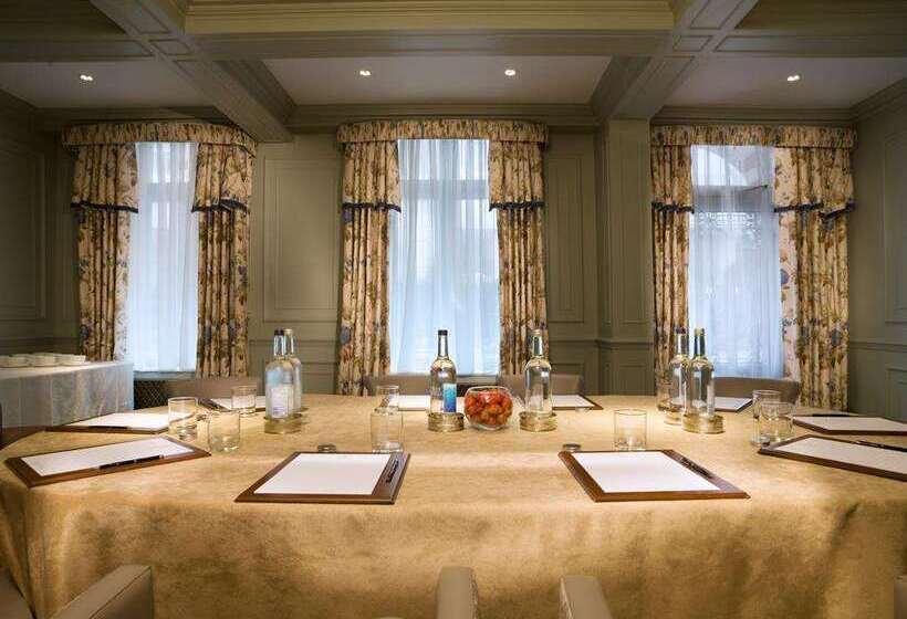 Отель The Stafford  London