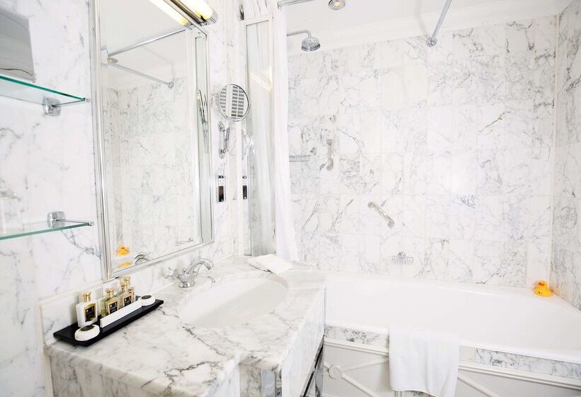 Отель The Stafford  London