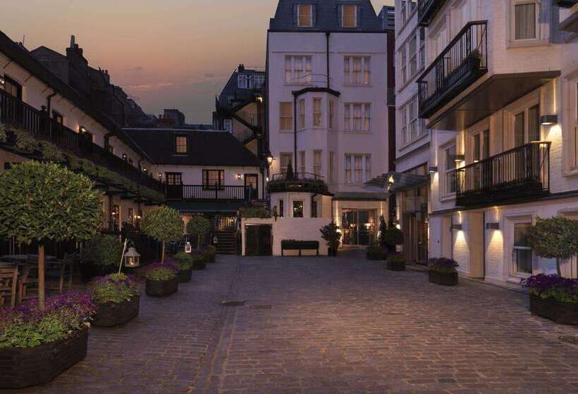 Отель The Stafford  London