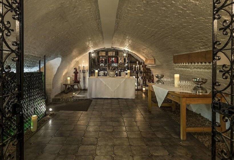 هتل The Stafford  London