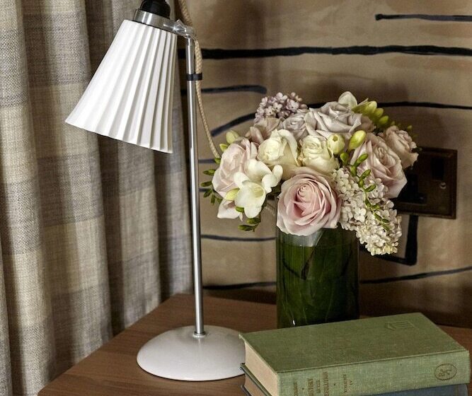 هتل The Stafford  London