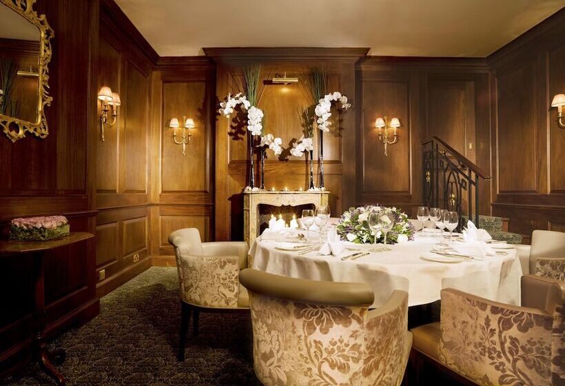 Отель The Stafford  London