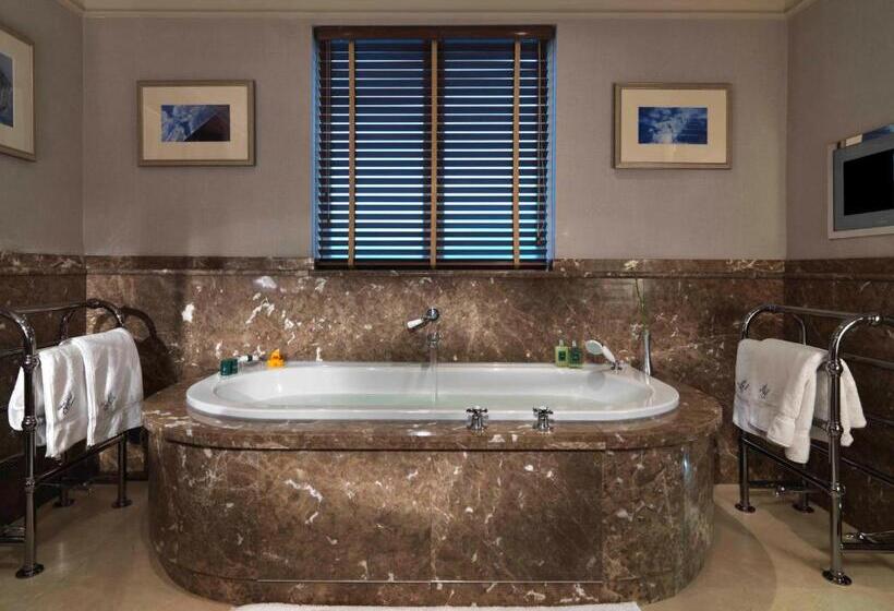 Отель The Stafford  London