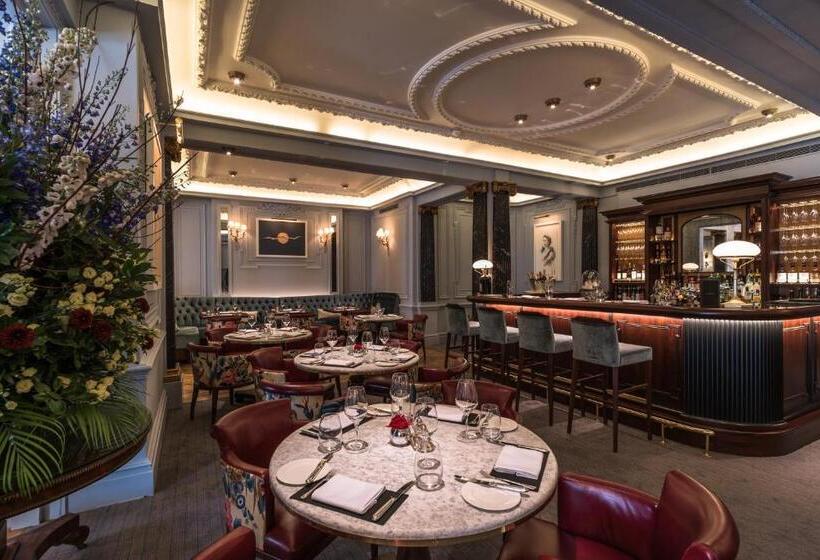 هتل The Stafford  London