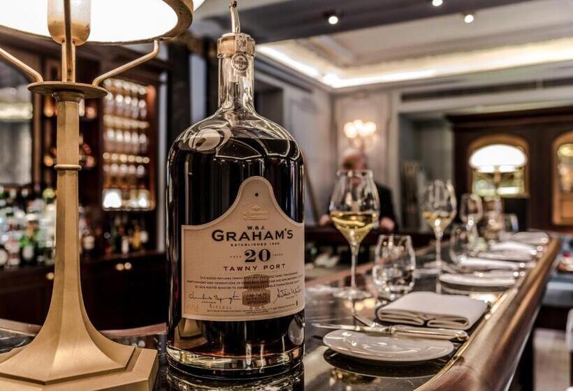 Отель The Stafford  London