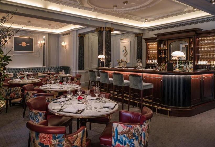 Отель The Stafford  London