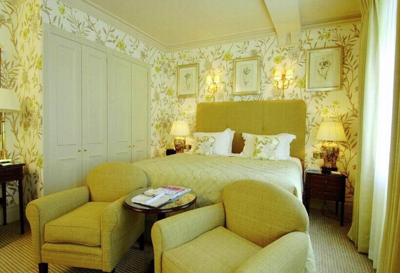 هتل The Stafford  London