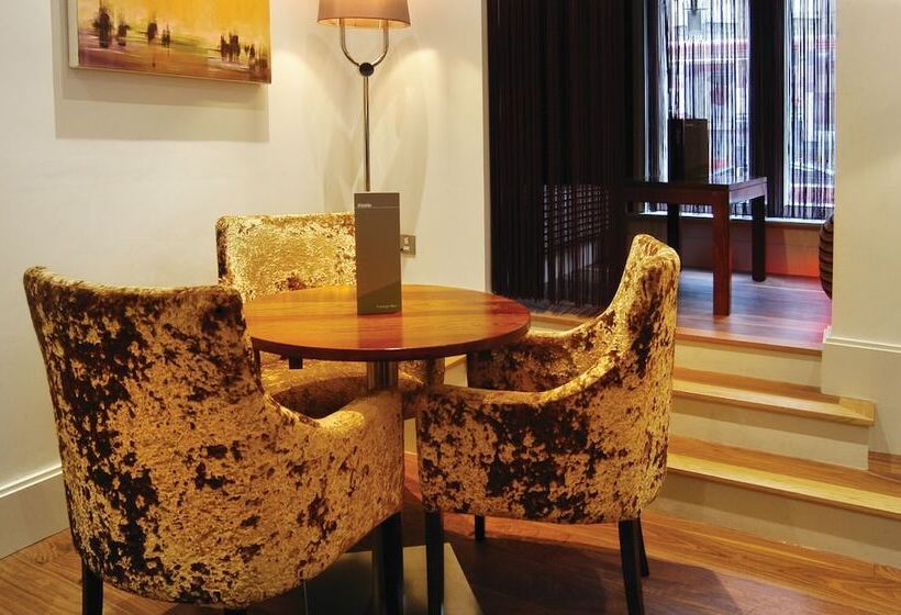 هتل Thistle London Bloomsbury Park