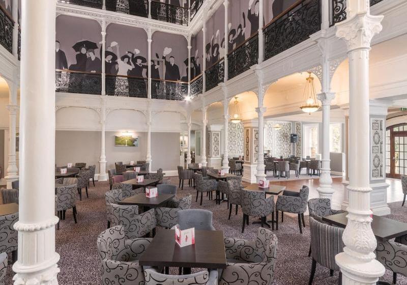 酒店 The Valley Of Rocks