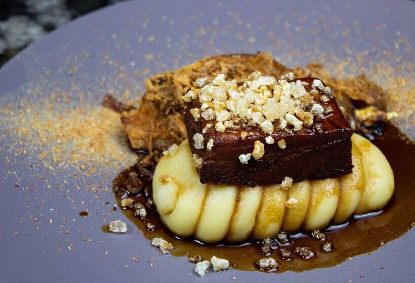 ホテル The Waldorf Hilton London