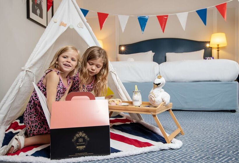 هتل The Waldorf Hilton London