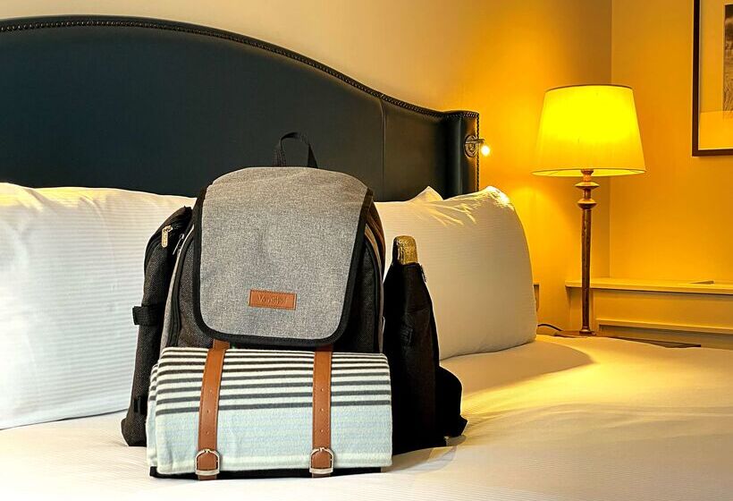 ホテル The Waldorf Hilton London