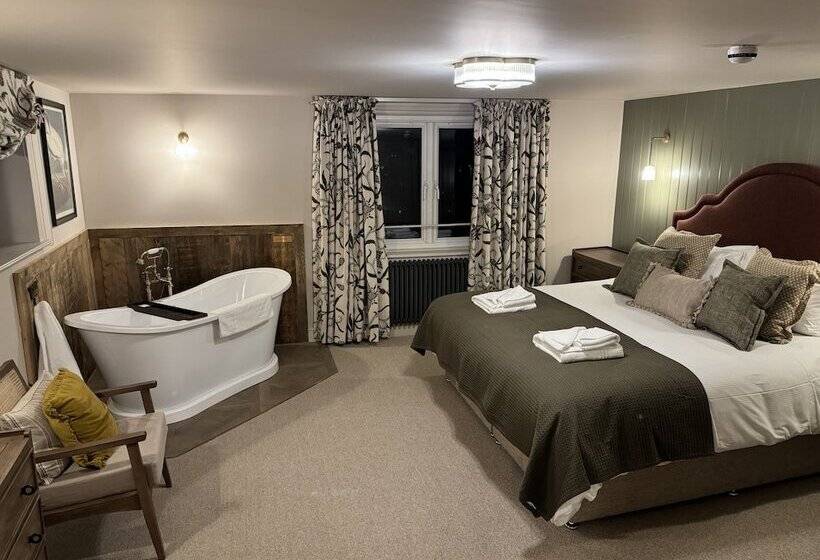 فندق The White Lion