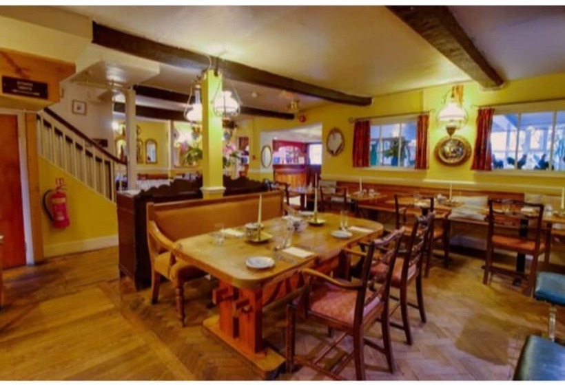 בית מלון כפרי The Wynnstay