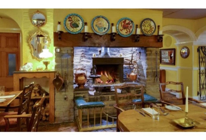 בית מלון כפרי The Wynnstay