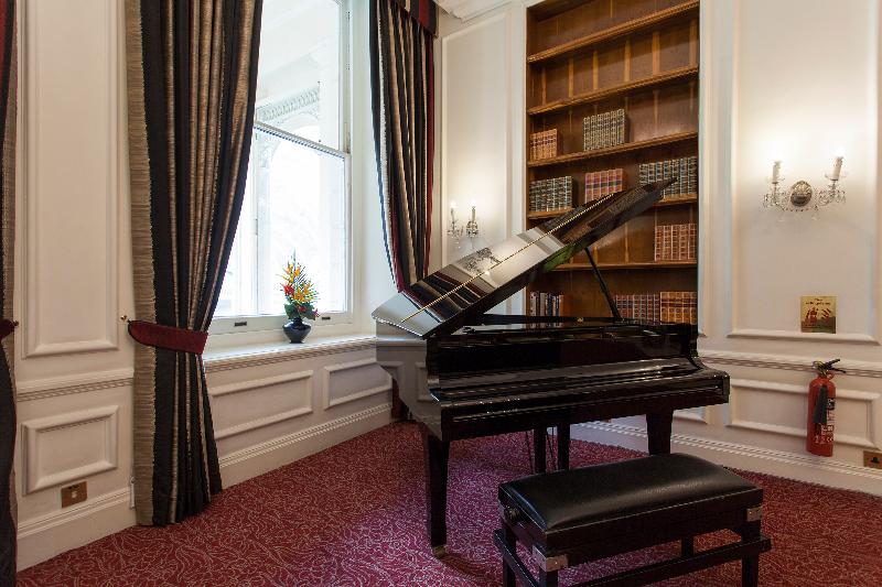 ホテル Thistle London Hyde Park Lancaster Gate