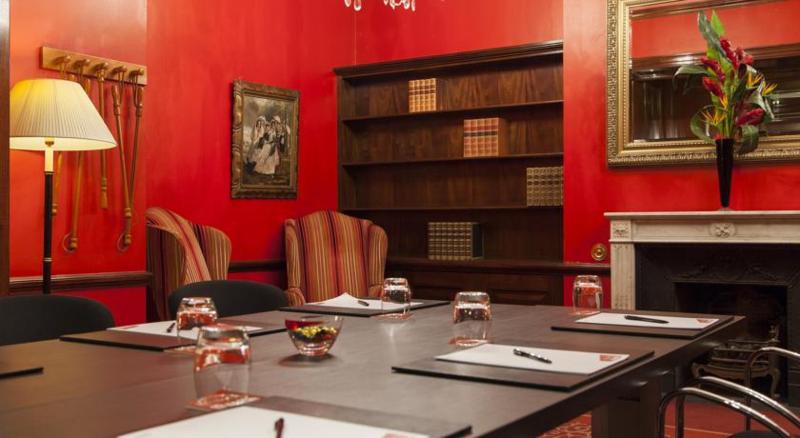 ホテル Thistle London Hyde Park Lancaster Gate