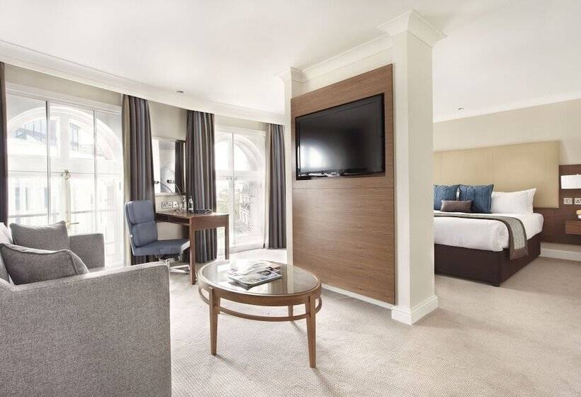 Отель Thistle London Piccadilly