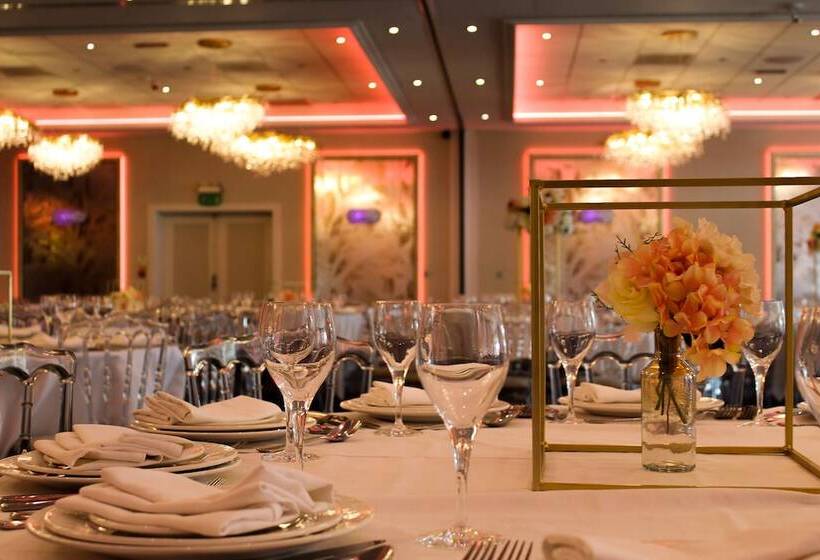 Thornton Hall Hotel & Spa