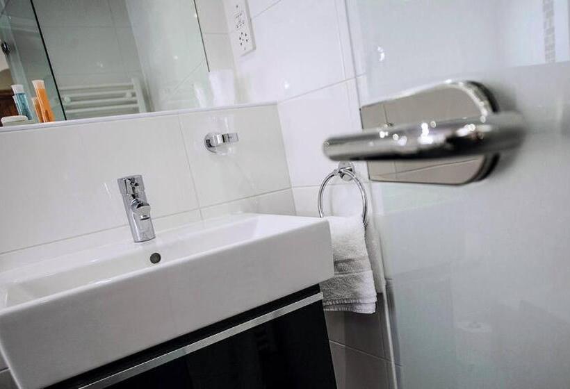 בית מלון כפרי Tynemouth Grand