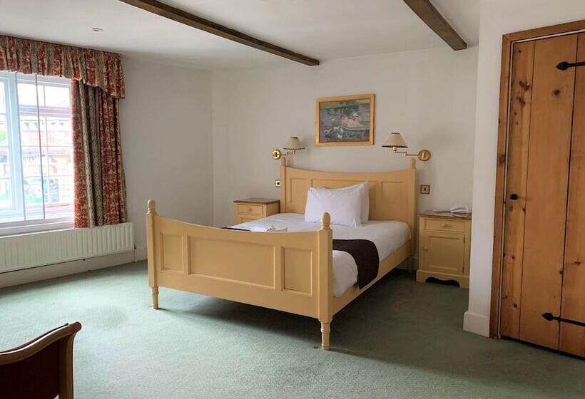 فندق Warren Lodge