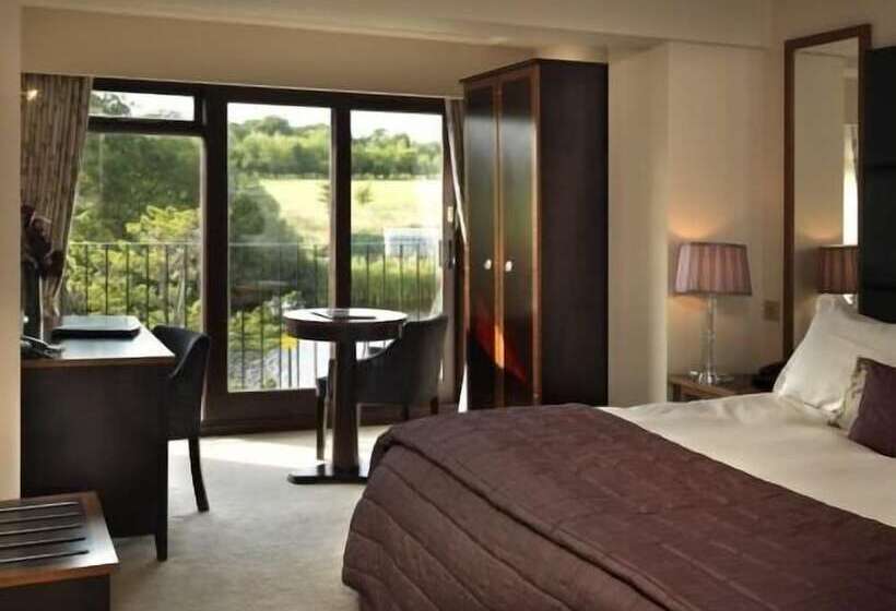 فندق Waterton Park