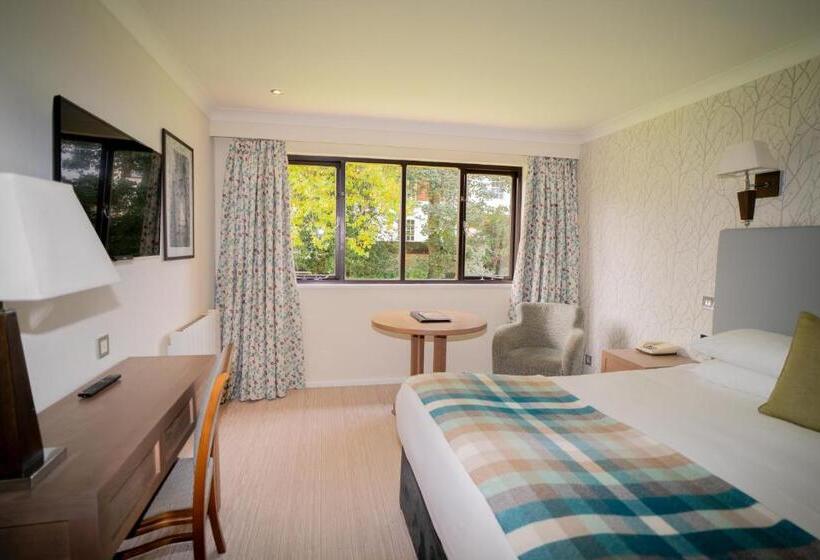 Отель Winchester Royal