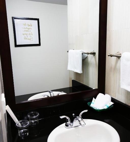 Oceanview Hotel & Residences