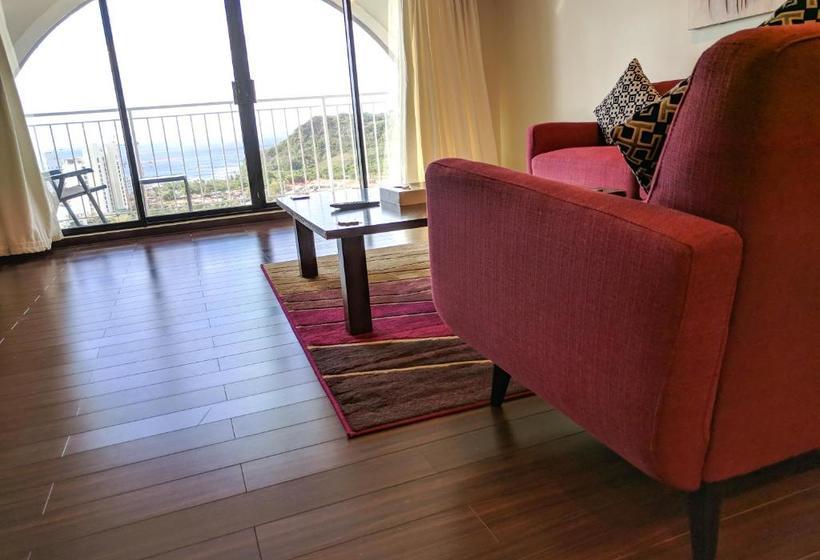 Oceanview Hotel & Residences