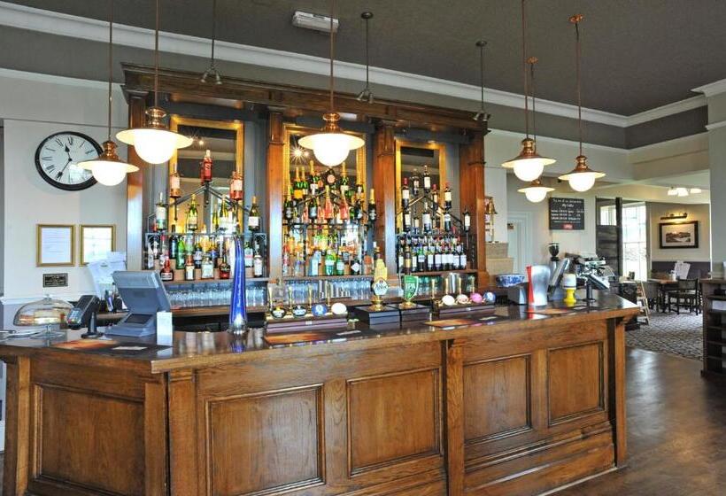 Royal Hotel By Greene King Inns